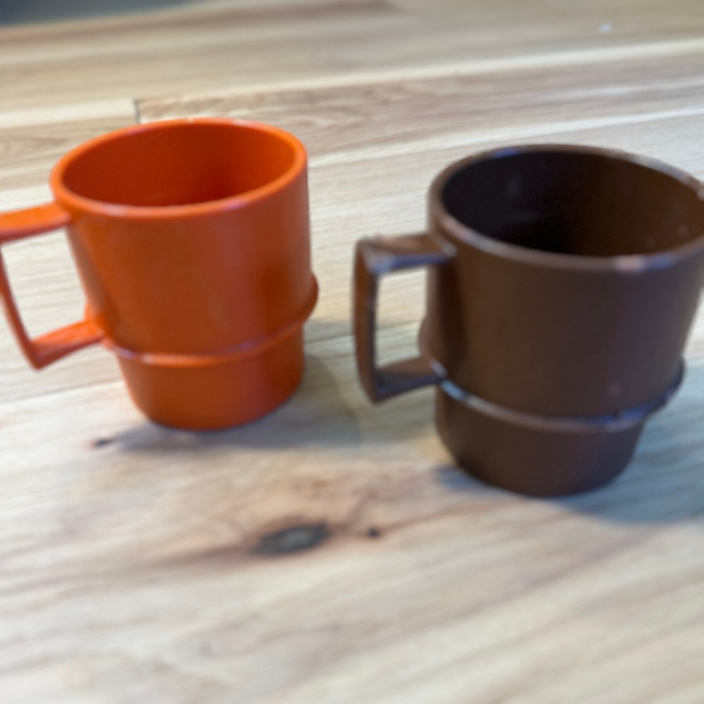Tupperware Stackable Mugs Vintage 70s Orange Brown 1312 Set of 2 Flaws
